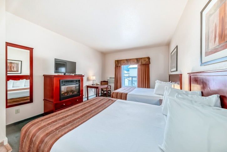 grande cache inn & suites standard room