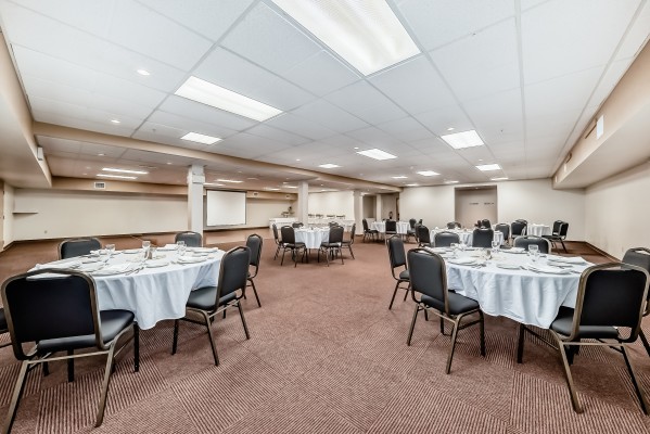 grande cache inn & suites sulphur ridge ballroom
