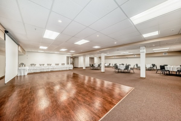 grande cache inn & suites sulphur ridge ballroom