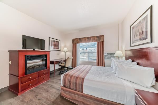 Standard Bedroom Single Queen Room